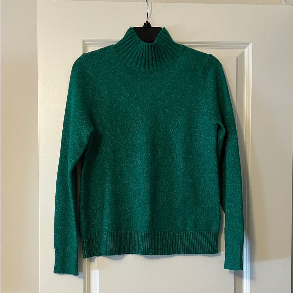LOFT Green Turtleneck Women's Sweater
